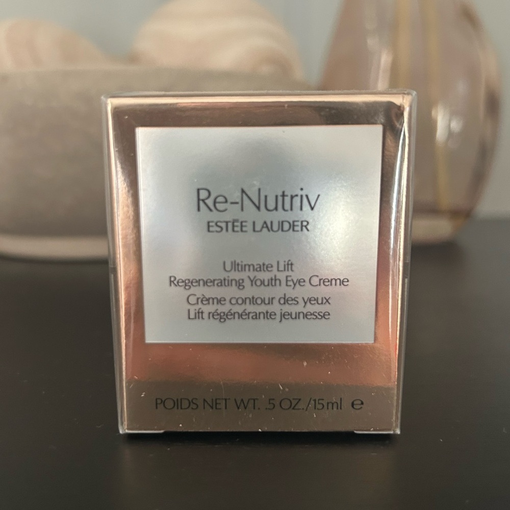 Estée Lauder Re-Nutriv Ultimate Lift Anti-aging eye cream